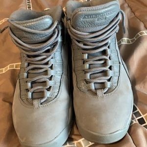 Air Jordan 10’s cool gray